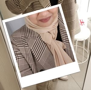 Meet your Posher, Zainap Jane